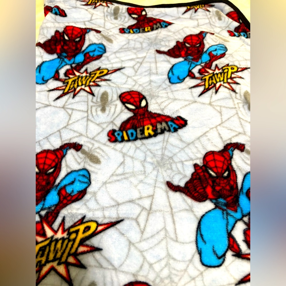Spiderman fleece blankets